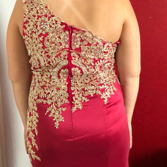 Red and gold 1 shoulder mermaid prom dress - Picture 3 of 8